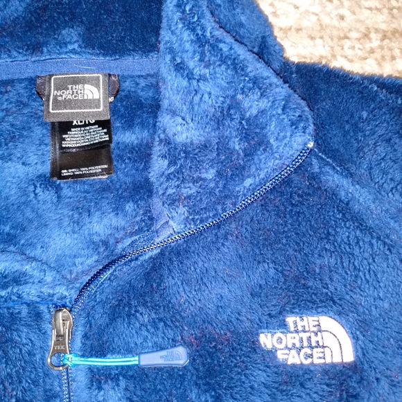 The North Face Jacket 💙 - Picture 2 of 6